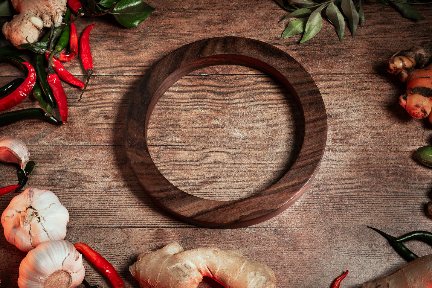 GIFT SET: Two Balti Bowls and Two Stands
