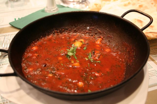 TOP HEALTH BENEFITS OF EATING A BALTI
