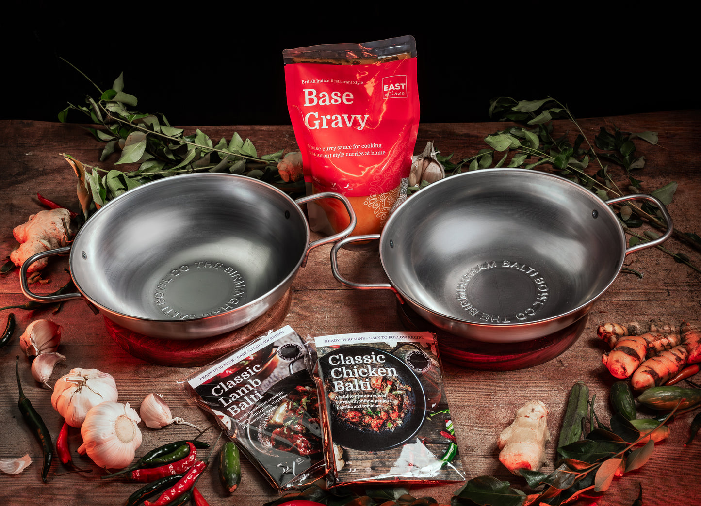 GIFT SET: 'BALTI NIGHT FOR TWO' Bowls and Stands, Base Sauce and Spice Duo