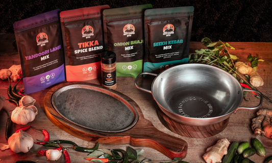 Gift Set: 'DESI PUB DINNER', Bowl and Stand, Cast Iron Sizzler and Spice Selection