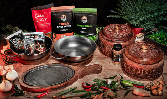 GIFT SET; 'The BIG one', Bowls and Stands, Base Sauce, Spices, Sizzler and Serving boxes.