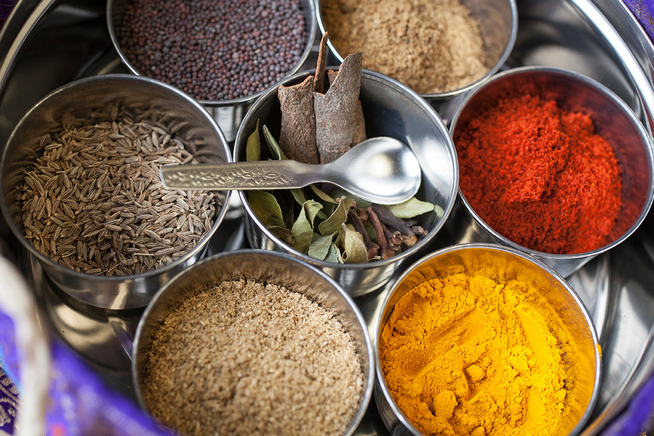 spice tin with spices 